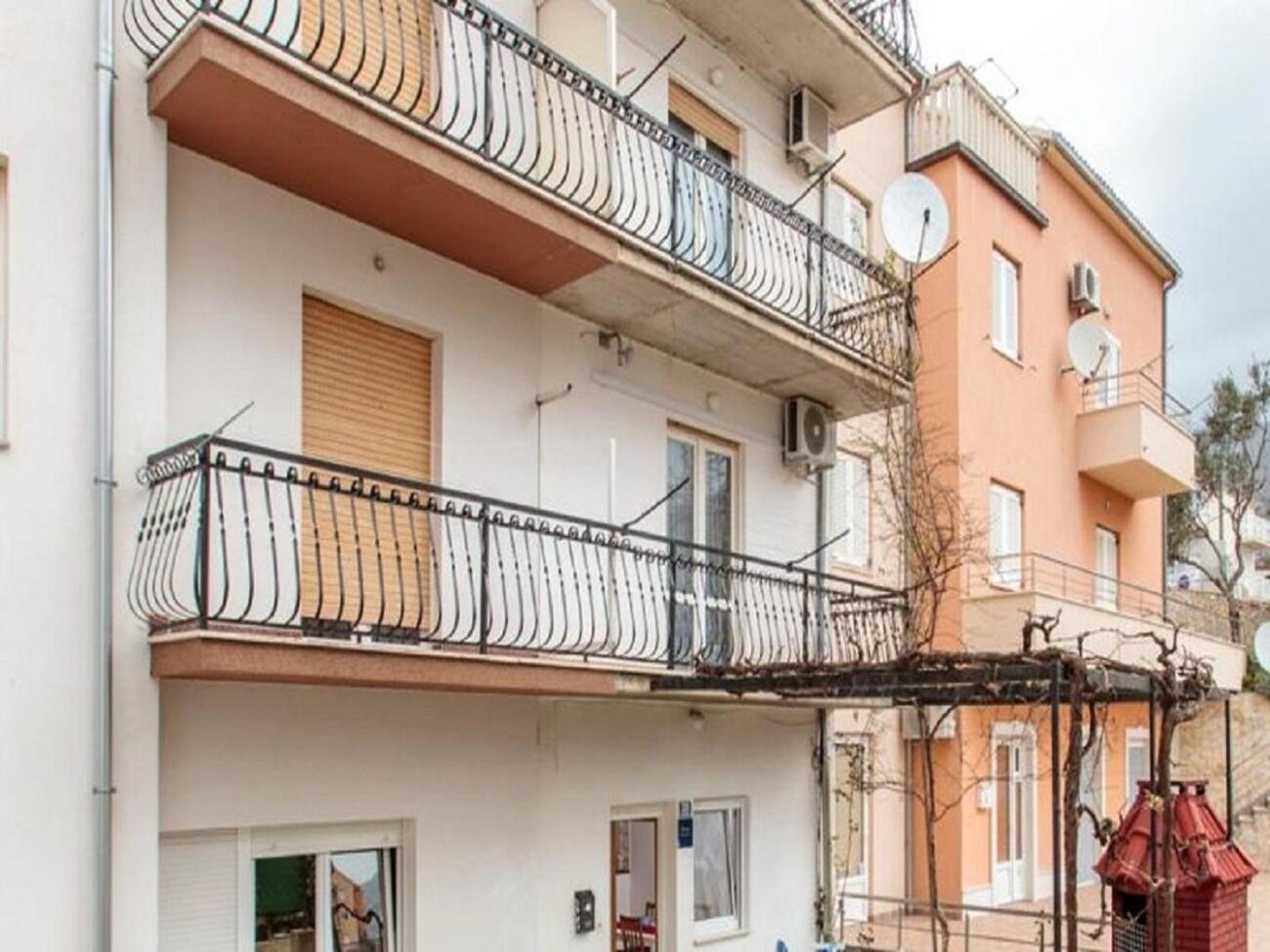 Apartment Knez 1 - 50 M From Beach Podstrana Ngoại thất bức ảnh